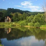 дом у озера Holiday home Tur'ya Paseka