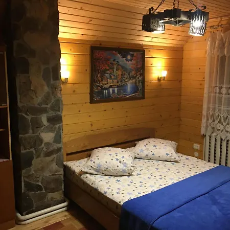 дом у озера *